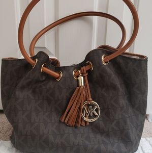 Michael Kors Shoulder Bag